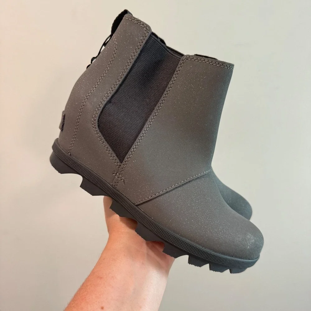 Sorel Joan of Arctic Wedge III Chelsea Boots Grey Glitter Waterproof Kids Size 3